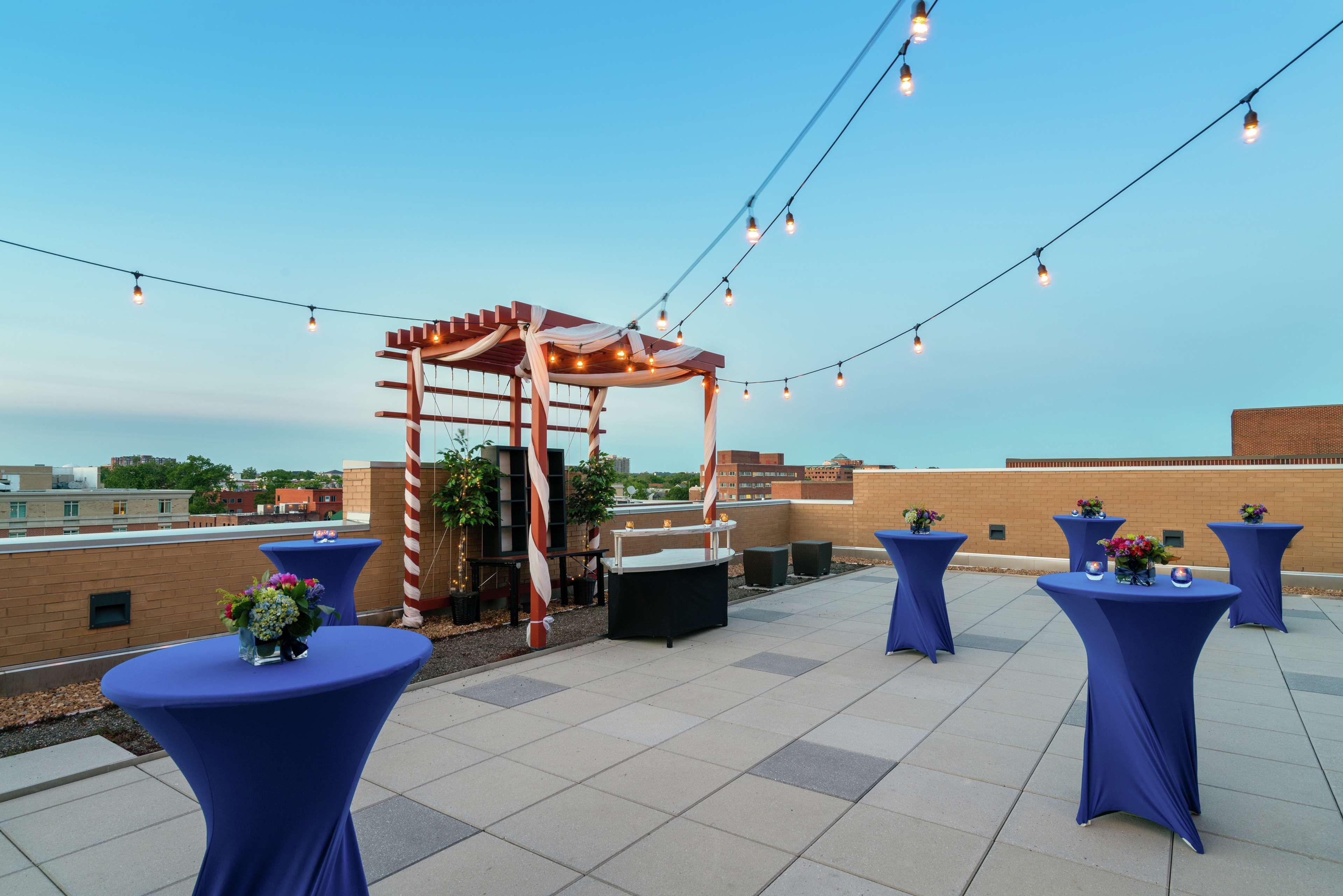 Hilton Garden Inn Alexandria Old Town National Harbor Eksteriør bilde