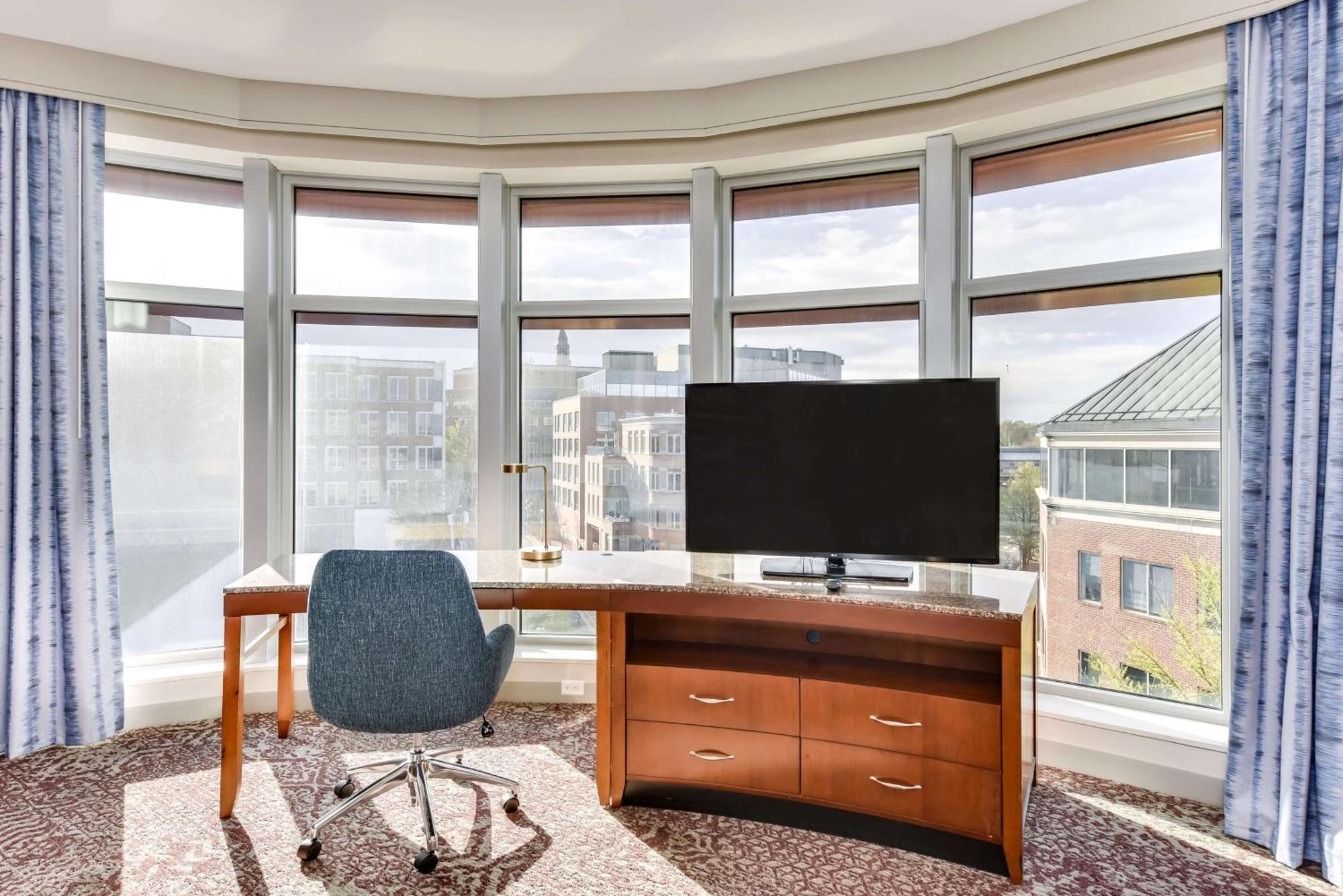 Hilton Garden Inn Alexandria Old Town National Harbor Eksteriør bilde